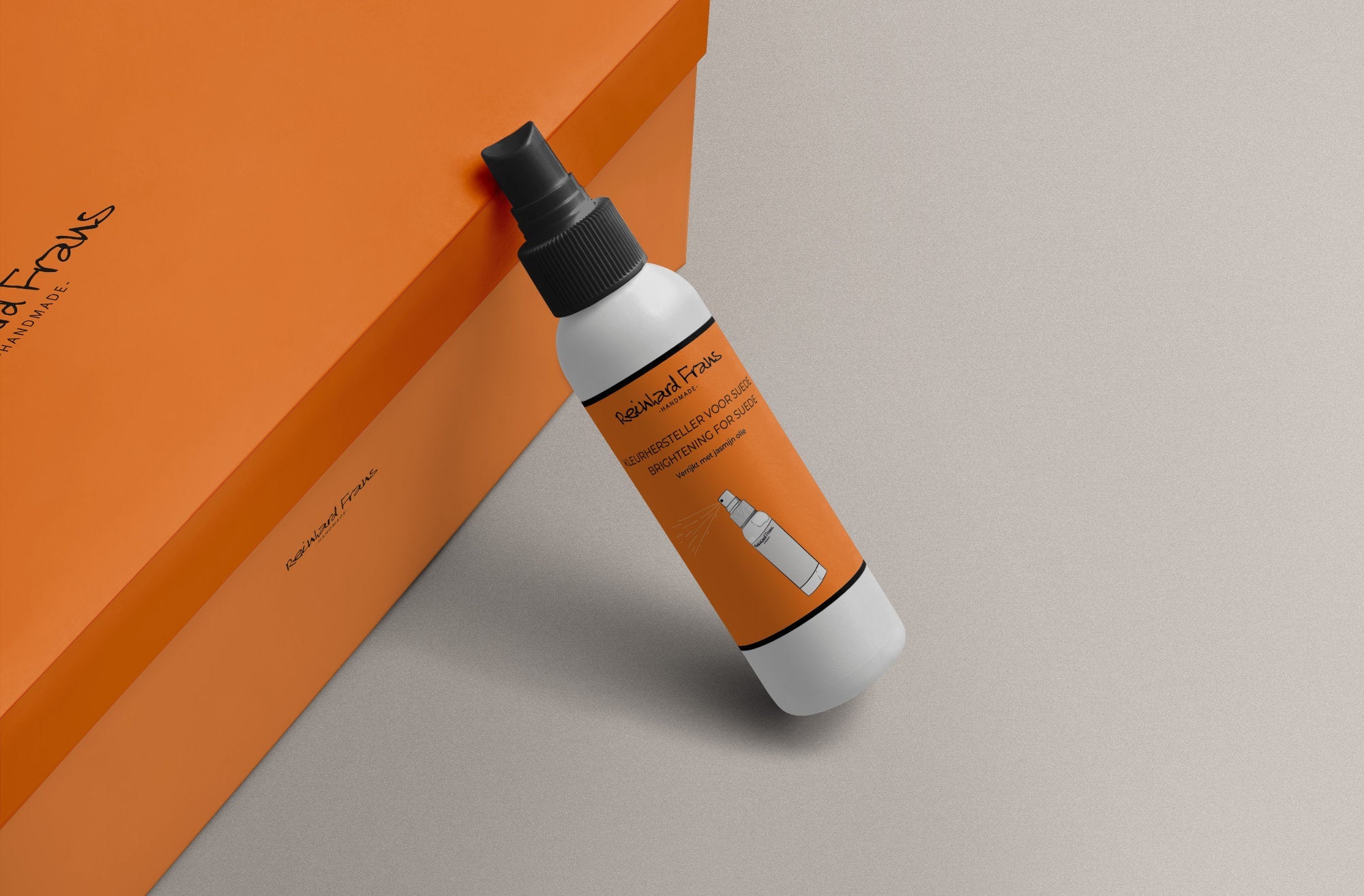 Brightening Suede Spray - Reinhard Frans - Maintenance